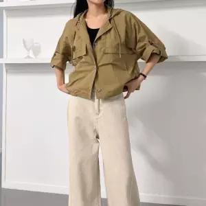 [신상오픈런]롤업 칠부바람막이 단추 숏야상 바스락 후드점퍼 (30552468)