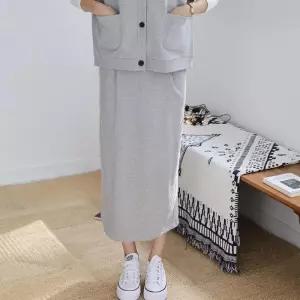 여성 링밴딩 A라인 뒷트임 면 롱스커트 (41992406)