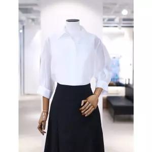 아이잗컬렉션 오간자 펀칭 히든 버튼 블라우스 CP8A0BL791 461716