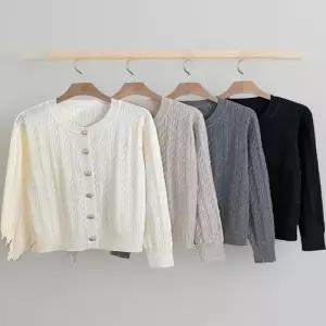 [신상오픈런]여성 나일론 금단추 꽈배기 가디건 (41913385)