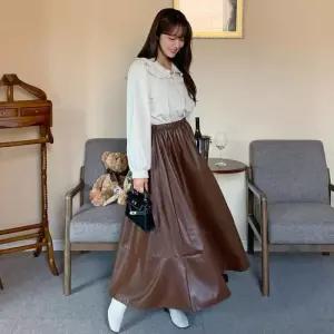 [신상오픈런]레더 a라인 맥시 플레어 밴딩 검정치마 훌스커트 (29411977)