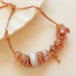 [다잇템]여자 레이어링 컨템포러리 골드참 팔찌 (15953415A)