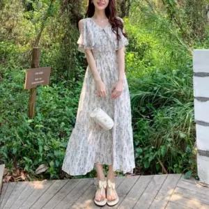 [다잇템]여자 프릴 여신룩 꽃무늬 어깨트임 시폰 원피스 (16330575A)