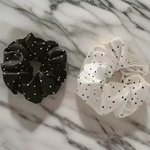 [다잇템]여성 미니멀리즘 곱창끈 새틴 스크런치 머리끈 (31731041A)