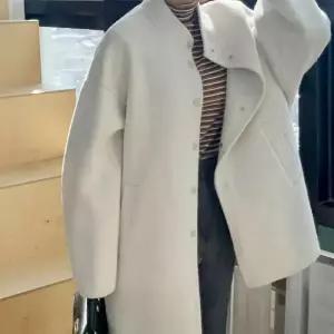 [디작소]여성 핸드메이드 하이넥 오버핏 스냅 울 코트 (44089930)