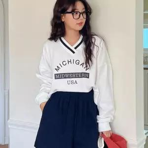 [다잇템]여자 스포티 브이넥맨투맨 박시핏 탱크 티셔츠 (19270016A)