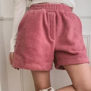 [신상오픈런]플리스반바지 3부 키작녀 밴딩 겨울쇼츠 울팬츠 (29414789)