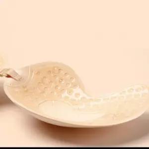 부착형 접착식 웨딩 오프숄더 빅사이즈 심리스 촬영 누드 브라 누브라