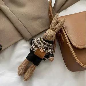 멋쟁이 토끼인형키링 열쇠고리 키홀더 가방고리 실리콘키링