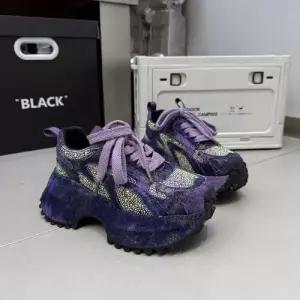 슬송렉샵 여성용 키작녀 러닝화 구두 메쉬 레이스 큐빅 통굽 배기 키높이 신발 꾹5