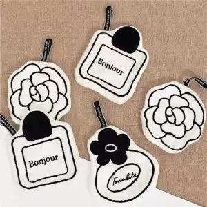 [콩심팥심]고급 향수 모양 손닦는수건 주방 핸드타올 집들이 답례품 고리수건