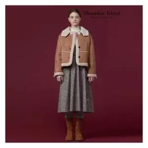 써스데이아일랜드Thursday Island 크롭 페이크 무스탕 자켓T238MLT241W2304959