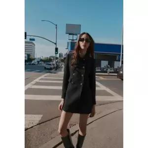 ZARA 울 더블 브레스트 쇼트 코트 - 블랙