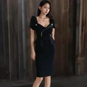 여자 집업 카라 버튼 랩프릴 슬림핏 반팔 미디 원피스 (41033024)