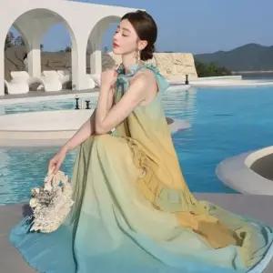 엘럽 여성용 원피스 롱 쉬폰 해변 바캉스 포토 그라데이션 홀터넥 비치 원템1