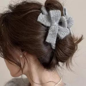 [신상오픈런]리본머리핀 겨울 여성스러운 니트집게핀 (30094184)