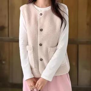 여성 무스탕 포켓 뽀글이 겨울 이너 버튼 양털 조끼 (42612792)