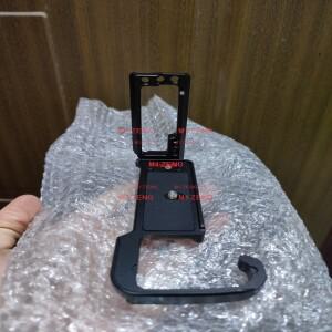 소니호환 A7RV 카메라 삼각대 Arca Swiss용 핸드 그립 브래킷  신축성 있는 확장 조절식 퀵릴리즈 L 플레이