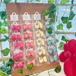 [반려] 강아지 딸기 빗살핀 20개 세트 반려견 똑딱이 머리핀