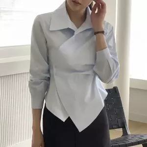 [코코블랑] 오픈넥 카라 랩 블라우스