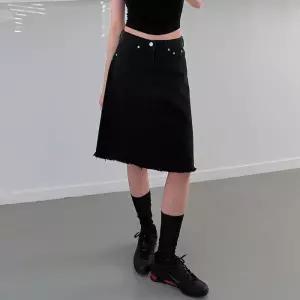 여자 컷팅 A라인 데님 5부 논스판 미디 스커트