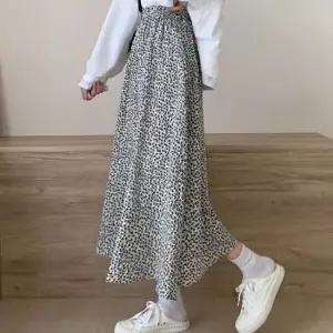 [의류] 찰랑 쉬폰 꽃무늬 패턴 롱치마 편한 착용감 스커트