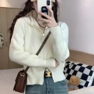 [하프클럽/]여성 기본 데일리 크롭 니트 집업 가디건