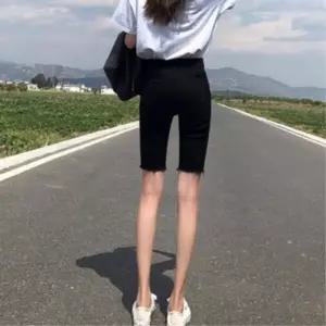 [신상오픈런]여성용 하이웨스트 블랙 스판 5부 스키니 팬츠 (39184792)