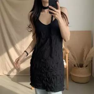 [하프클럽/셀러허브_여성트랜드패션]여성 긴 타이 브이넥 끈 나시 미니 원