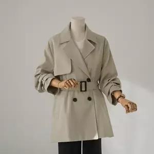[마담4060]코트 여성 데일리 [리센] 더블하프트렌치 -YLCO2602001-