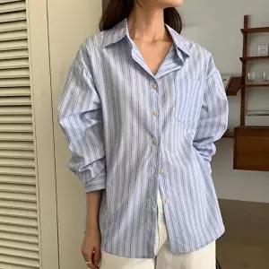 [옷자락]여자 봄여름 시원한 루즈핏 스트라이프 셔츠