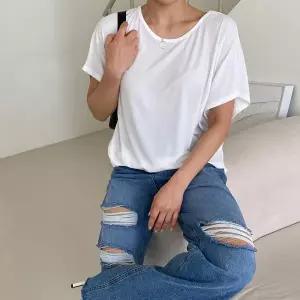 [신세계라이브쇼핑][옷자락] 여자 데일리룩 편안한 라운드넥 루즈핏 민소매티