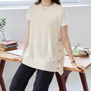 여자 민무늬 박스핏 U넥 옆단추 레이어드용 니트조끼