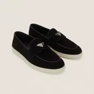 PRADA 남성 로퍼 2DG124 103 F0632