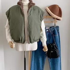 여성 리버서블 퀼팅 퍼 패딩 하이넥 베스트 (41928580)