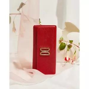 [롯데백화점]닥스 액세서리 [쇼핑백동봉] 레드 가죽 스와르브스키 DD로고장식 장지갑 DCWA5E281