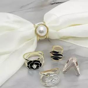 [하프클럽/옷자락]여자 메탈 고정링 큐빅 곡선 스카프