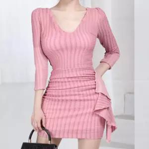 채핏 벨라도 러플7부 원피스 섹시 글램 미니 ops 긴팔 셔링 러플 v넥 h라인 클럽룩