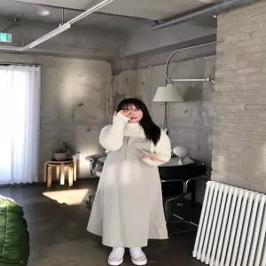 스트링 레이어드 슬리브리스 멜빵 원피스