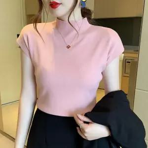 여자 결혼식 패션 하객 룩 코디 반목 캡 소매 니트