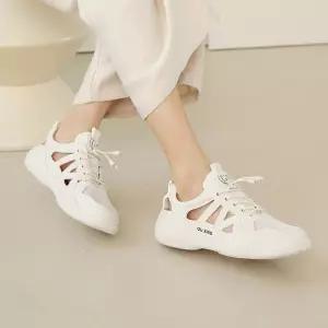 봄 여름 트렌디 스니커즈 봄신발 운동화 편한신발 망사신발