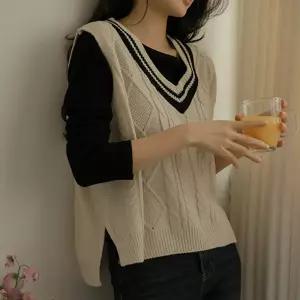 뉴스쿨 라인배색 피셔조끼