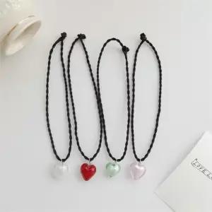[다잇템]여자 하트 원색 반투명 초커 목걸이 (8238152A)