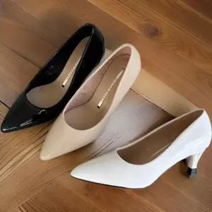 [신상오픈런]여성 항공 승무원 구두 광택 6cm 힐 가죽 펌프스 (32468379)
