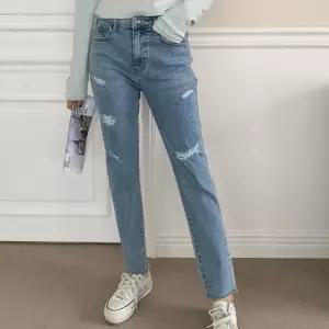 [신상오픈런]스키니 찢청바지 테이퍼드핏 스판 백밴딩 연청바지 (30848422)