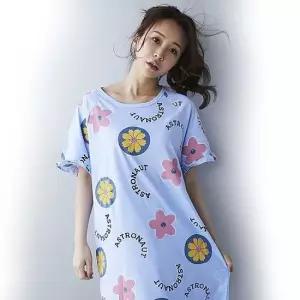 큐티한 반팔 잠옷 원피스잠옷 블루플라워-Blue 커플잠옷 홈드레스 반팔잠옷 소녀스러운