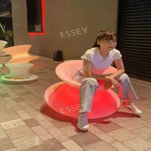 360회전 대형 LED팽이의자 의자 방수 인테리어 조명 야외