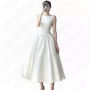 슬림핏 화이트드레스 연주 2025 파티 신상 새틴