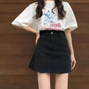 [신상오픈런]20대 여성 하이웨스트 A라인 탄탄한 데님 미니스커트 (39139082)