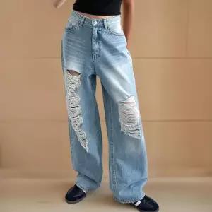 [신상오픈런]여성용 디스트로이드 연청 와이드핏 찢청 청바지 (38284306)